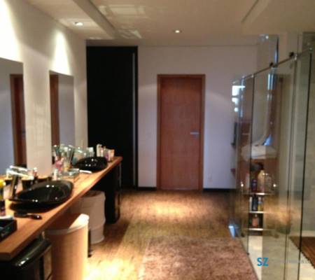 gallery1